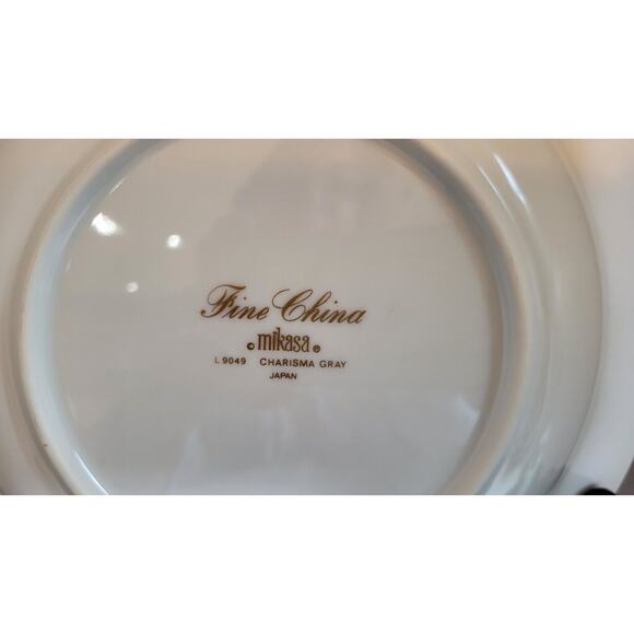 Mikasa Charisma Gray L9049 Rimmed Soup Bowl 8 1/4" D (Set of 4) - Picture 11 of 11